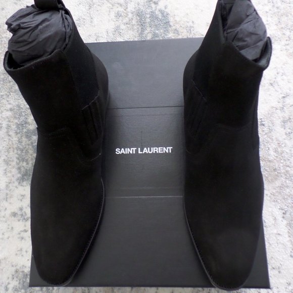 SAINT LAURENT Black Suede Wyatt Chelsea Boots - Picture 6 of 7